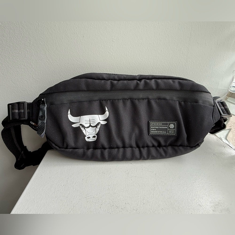 Black Chicago Bulls Logo Fanny Pack
